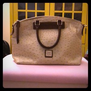 Dooney & bourke cream ostrich bag
